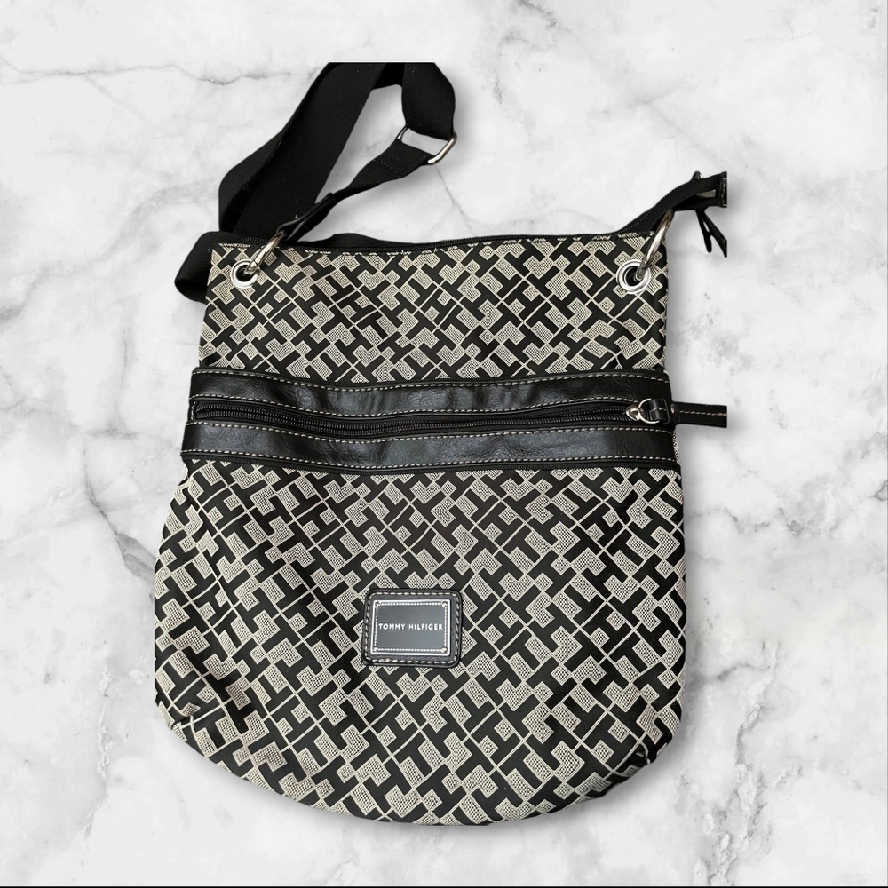 Tommy Hilfiger Ladies Crossbody Bag